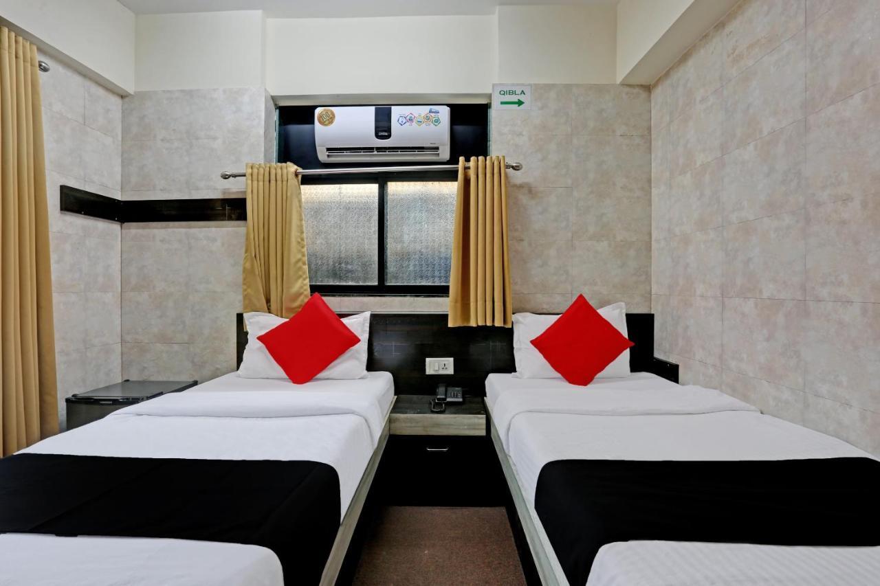 Capital O 79386 Hotel Emirates 孟买 外观 照片