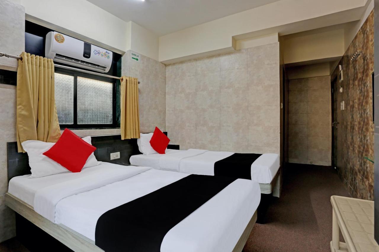 Capital O 79386 Hotel Emirates 孟买 外观 照片